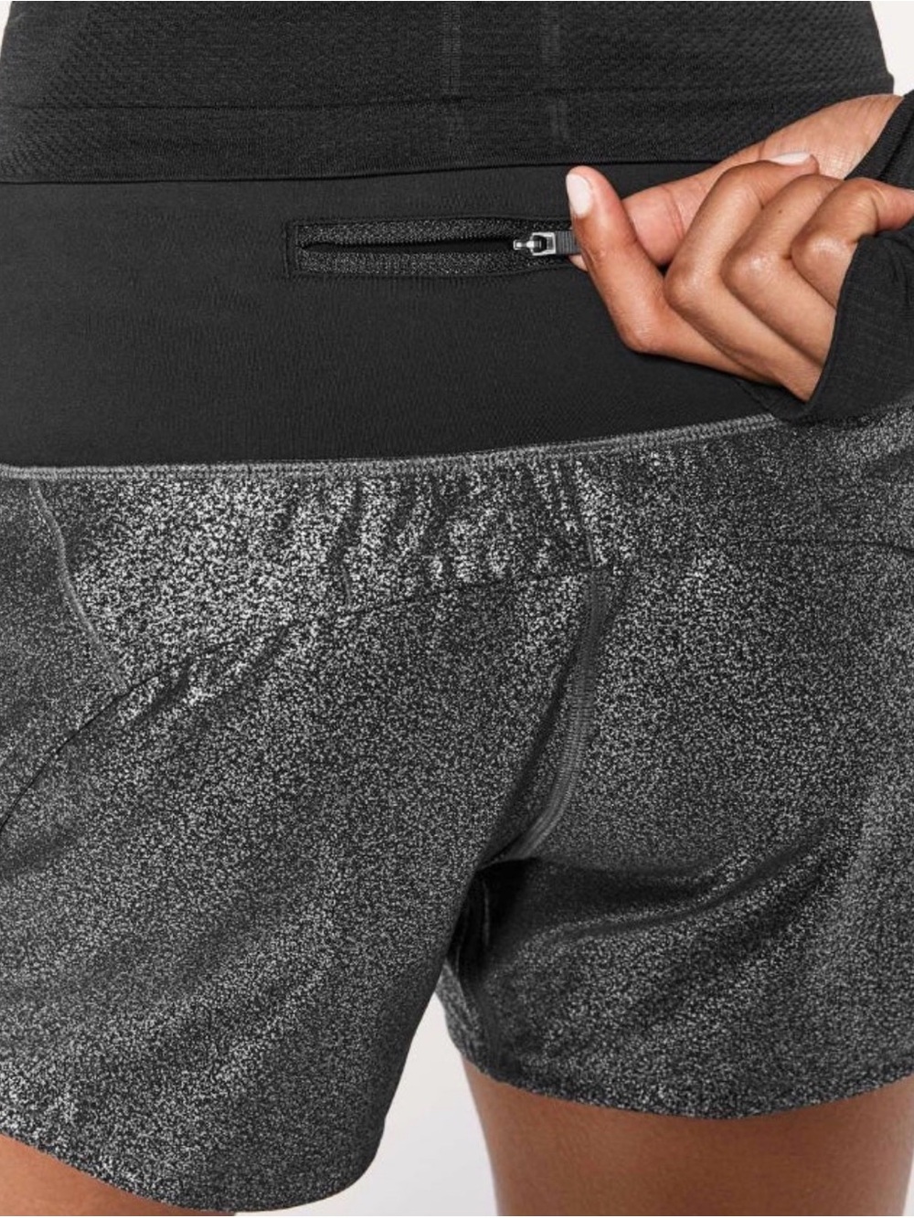 Lululemon Run Times Short II, 4” in Luminosity Foil Print Black Silver/Black
